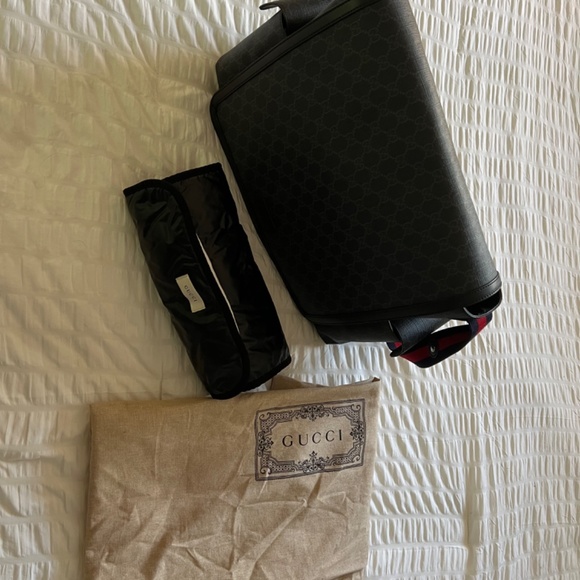 Gucci Diaper bag - Picture 7 of 12